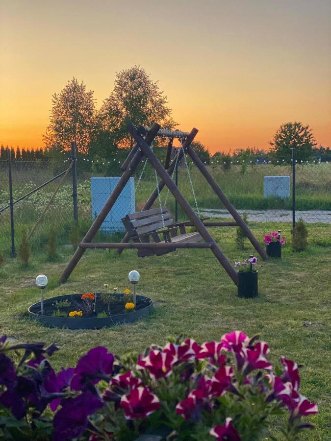 Domki Wczasowe Nidia Jezierzany Dış mekan fotoğraf